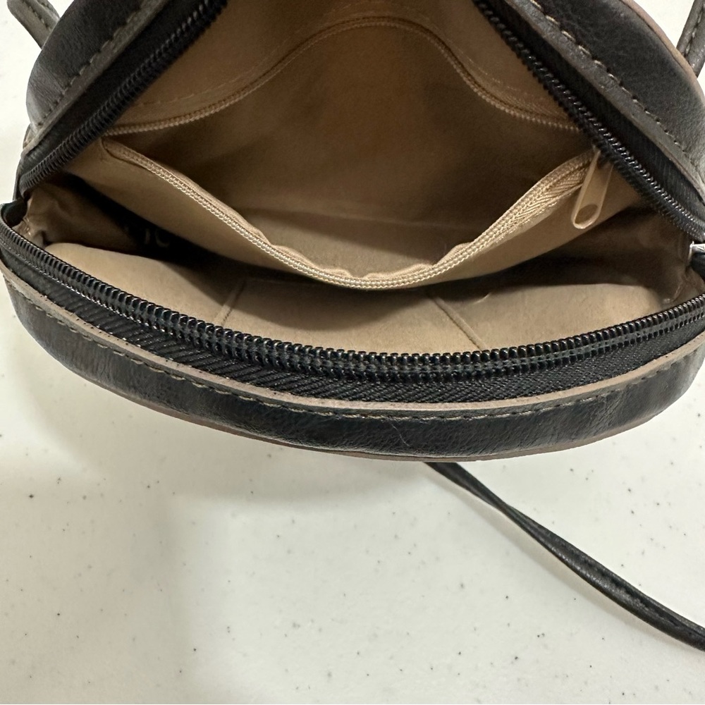 Relic Black Penguin Crossbody Purse - Picture 10 of 15